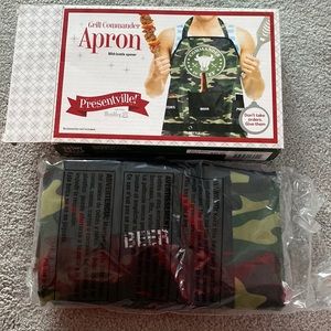 NIB Wembley Tailgate Grill Instructor Man Apron, Bottle Opener